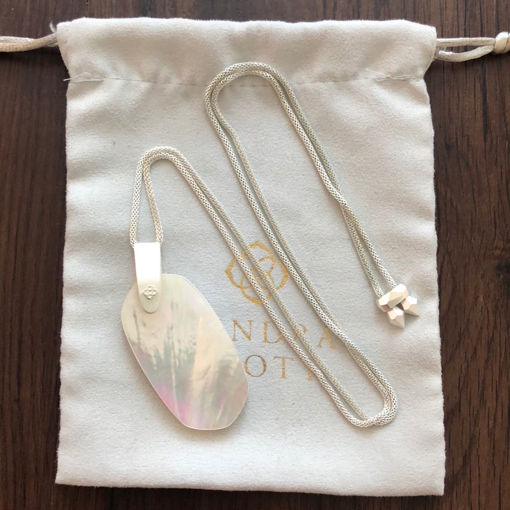 Kendra Scott Inez Necklace